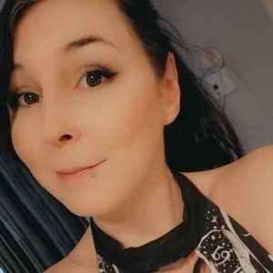 Meet your Posher, Caarole-anne